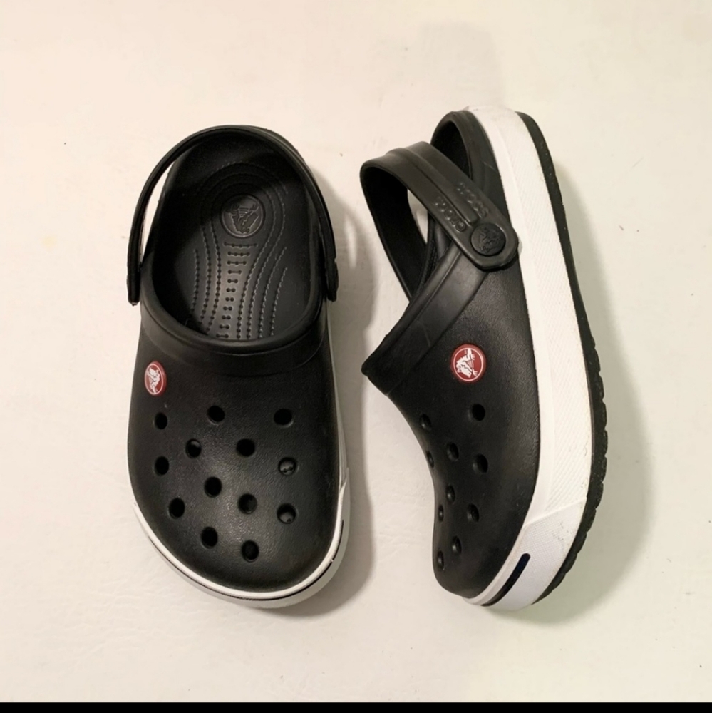 Crocs black and white  slip on with straps kids size 3